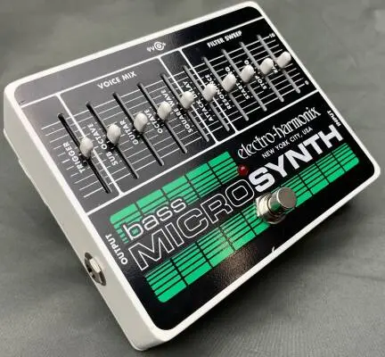 Electro-Harmonix - Bass Micro Synth Pedal 2